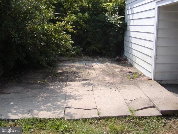2924 Papermill Road Winchester, VA 22601 - Photo 27 of 30 Patio