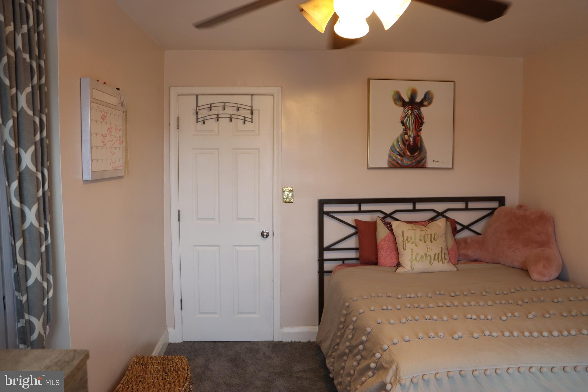 3720 Flowerton Road Baltimore, MD 21229 - Photo 11 of 25 Main bedroom