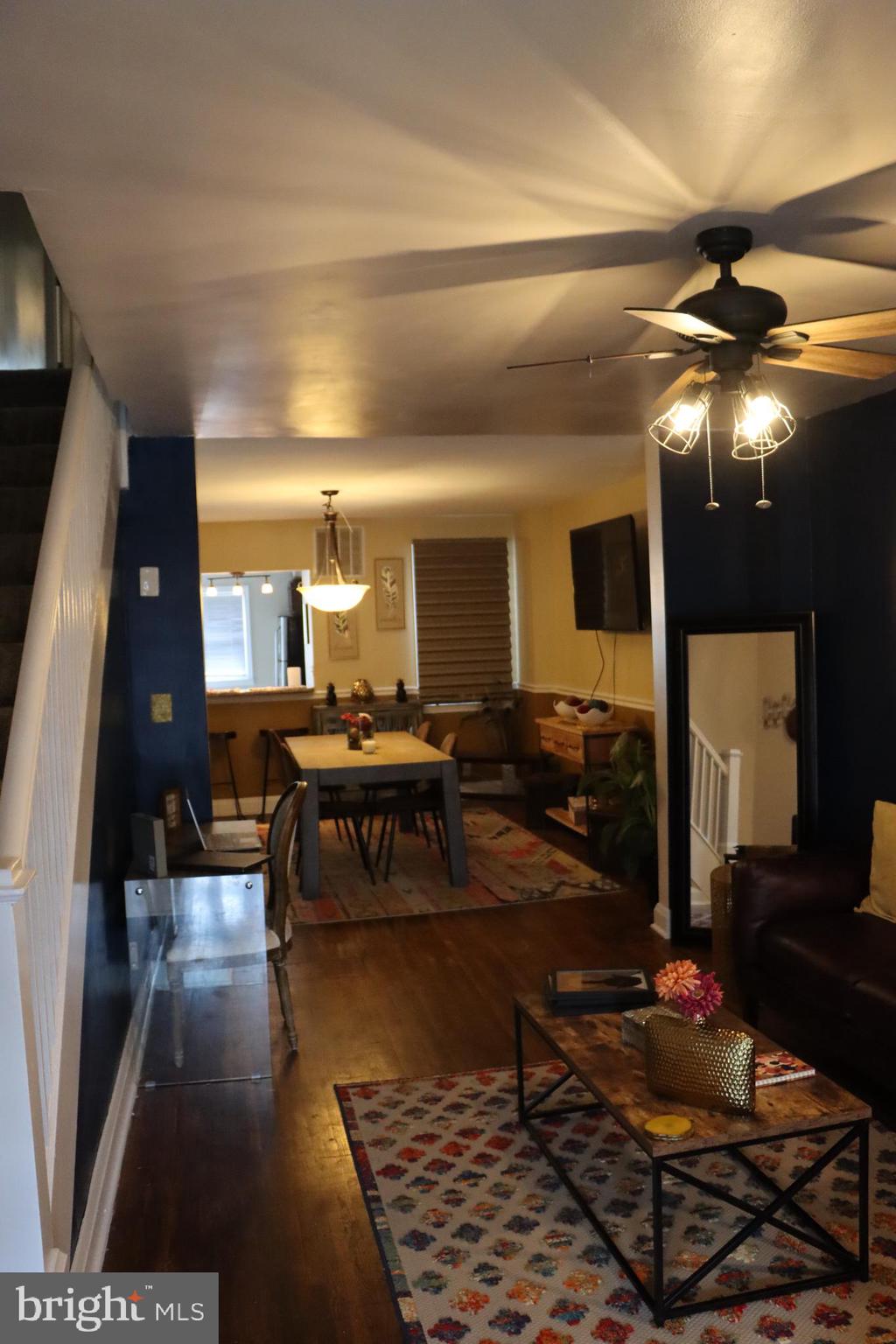 3720 Flowerton Road Baltimore, MD 21229 - Photo 3 of 25 Gallery Image 3