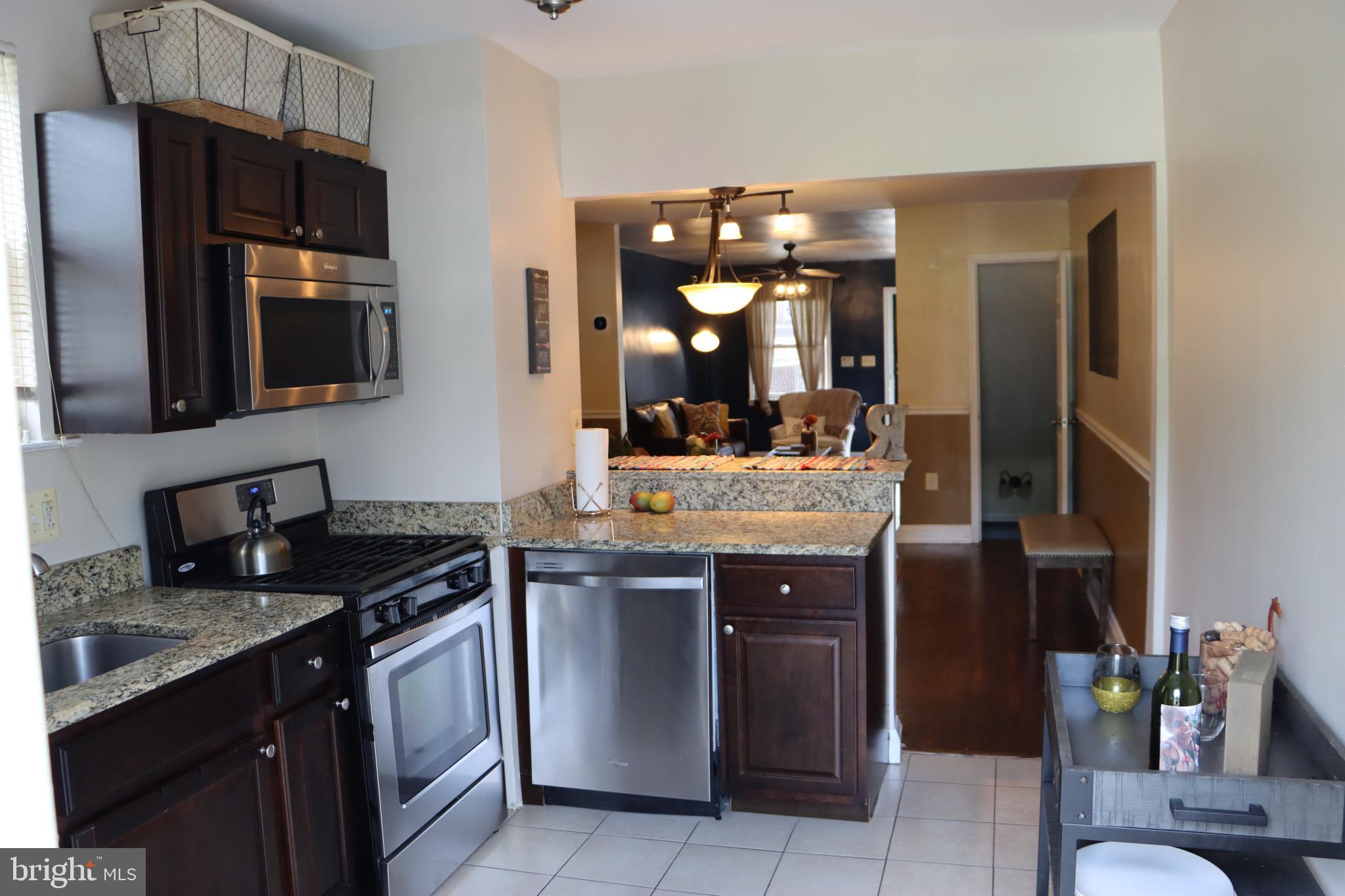 3720 Flowerton Road Baltimore, MD 21229 - Photo 7 of 25 Gallery Image 7