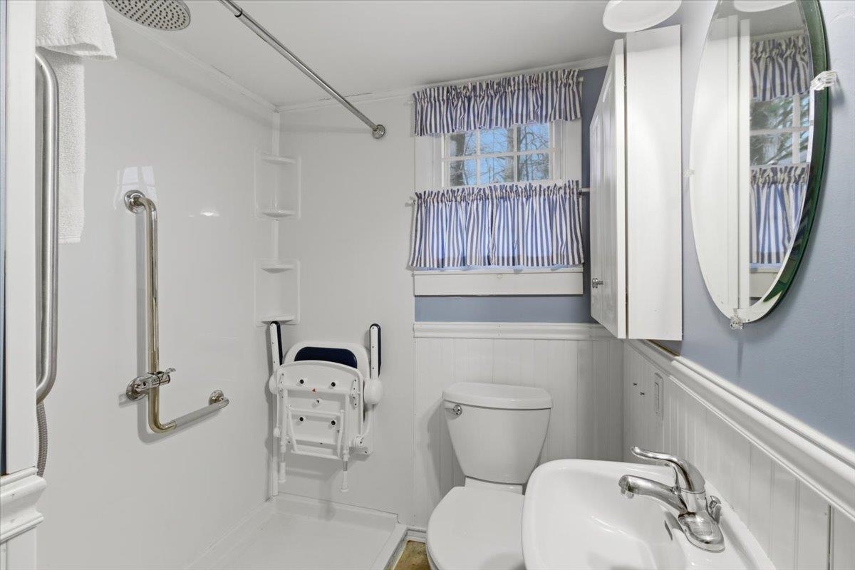 2837 Main Street Manchester, VT 05254 - Photo 13 of 27