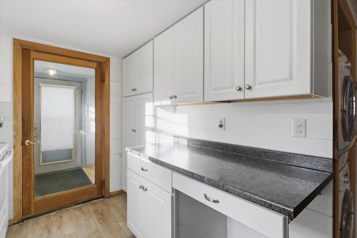 2837 Main Street Manchester, VT 05254 - Photo 3 of 27