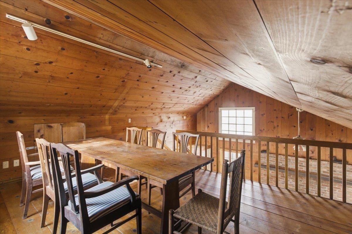 2837 Main Street Manchester, VT 05254 - Photo 9 of 27