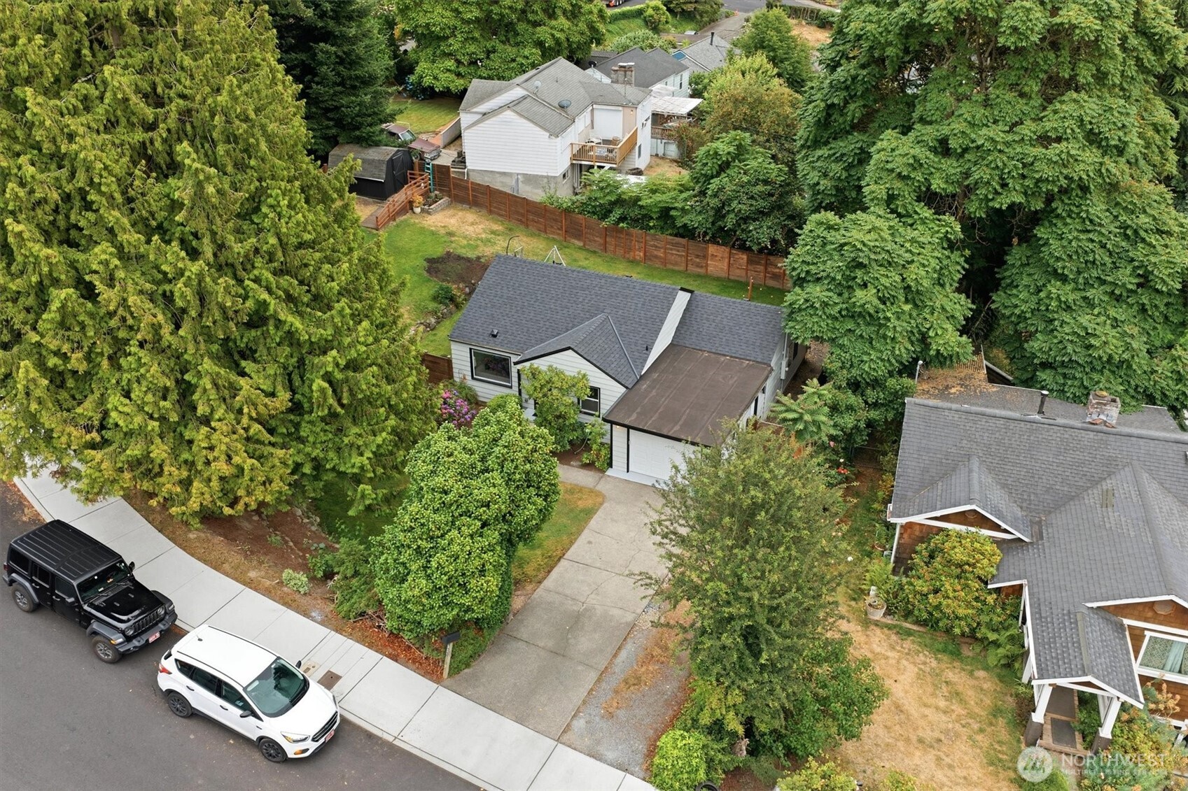 555 Windsor Place Northeast Renton, WA 98056 - Photo 28 of 38
