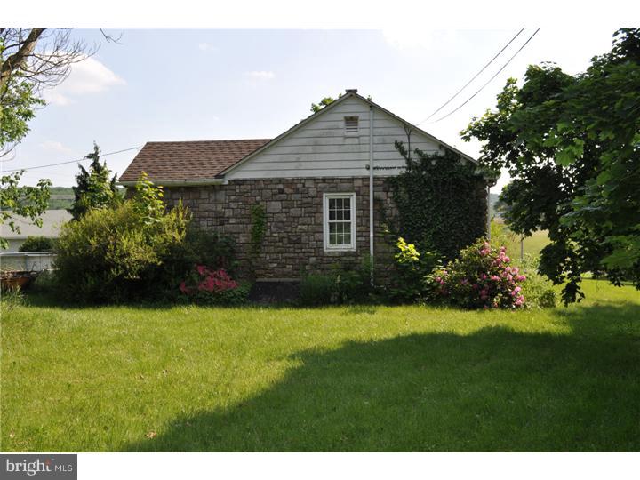 1861 Lesher Mill Road Palm, PA 18070 - Photo 3 of 13 Exterior Side