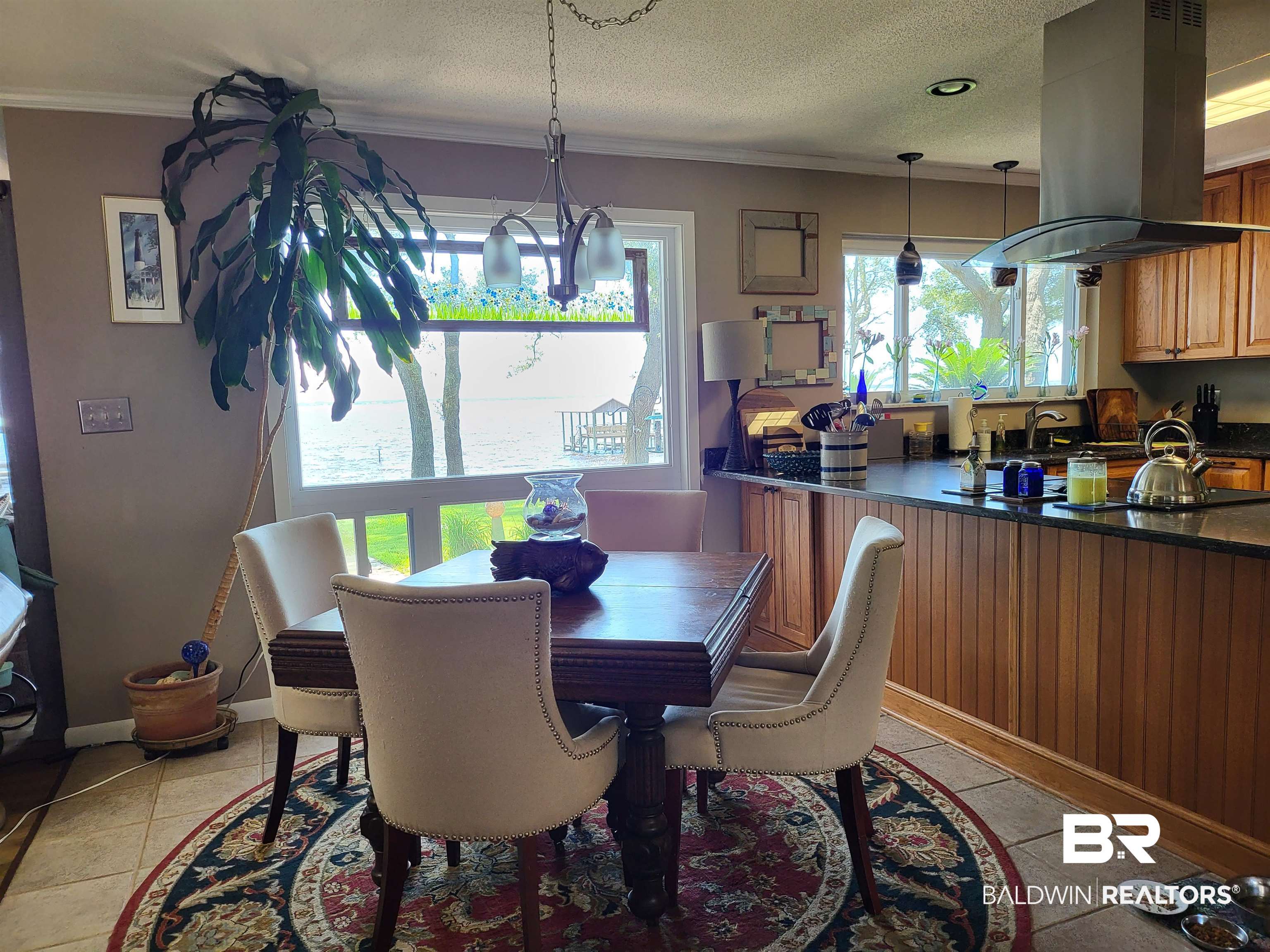 9234 Bayview Drive Lillian, AL 36549 - Photo 11 of 40 Breakfast Area