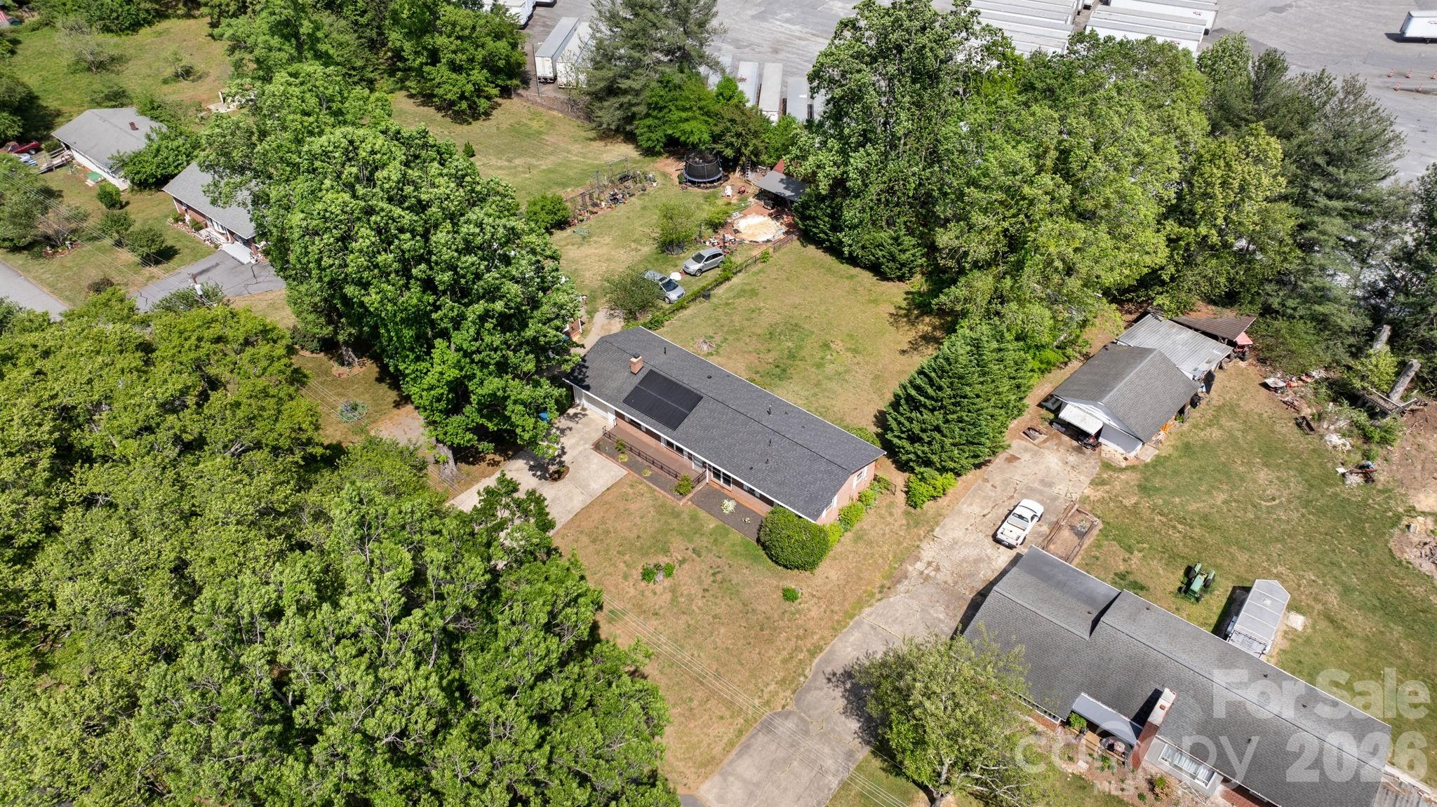 1341 26th Street Southwest Hickory, NC 28602 - Photo 33 of 37