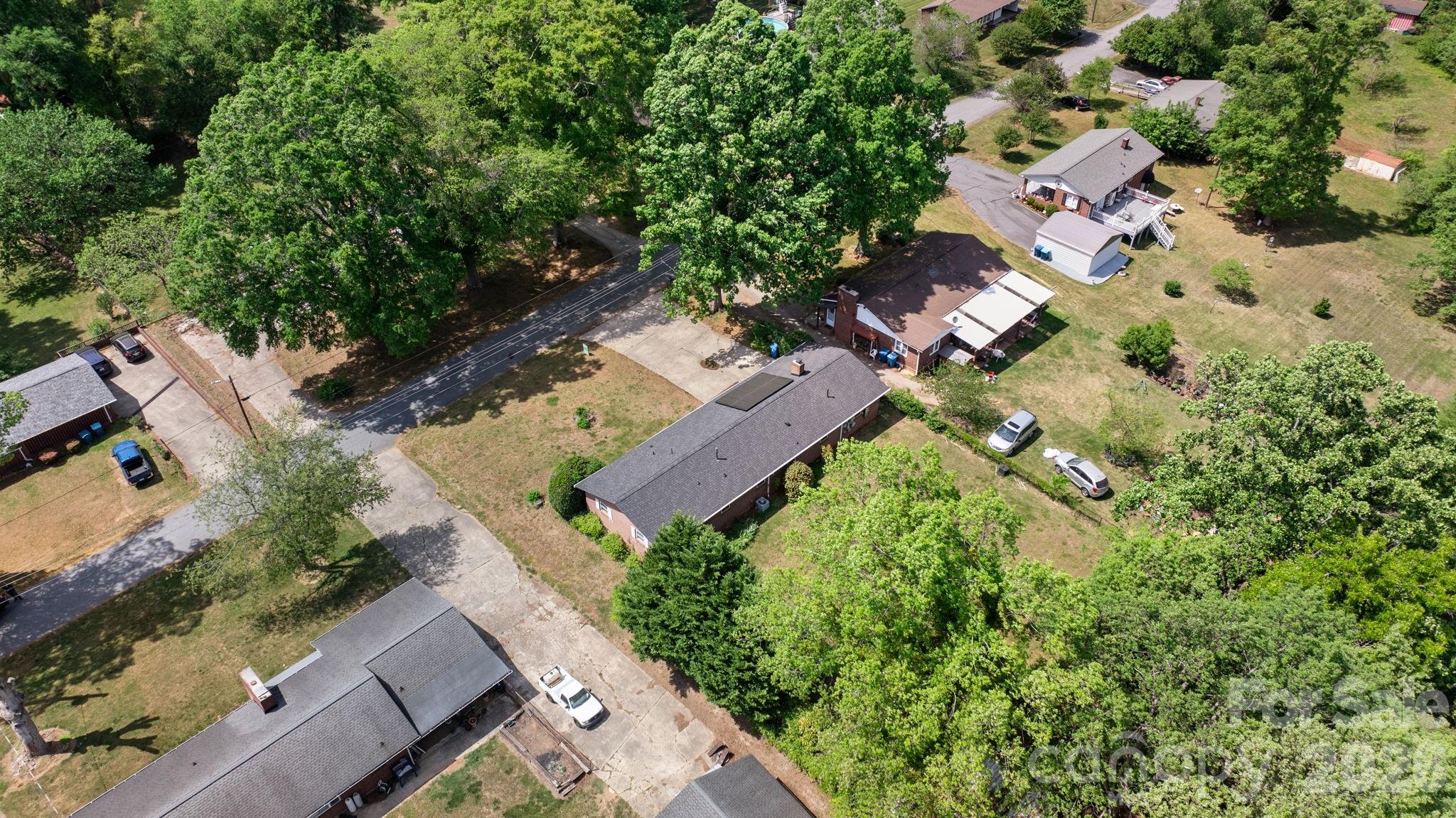 1341 26th Street Southwest Hickory, NC 28602 - Photo 34 of 37