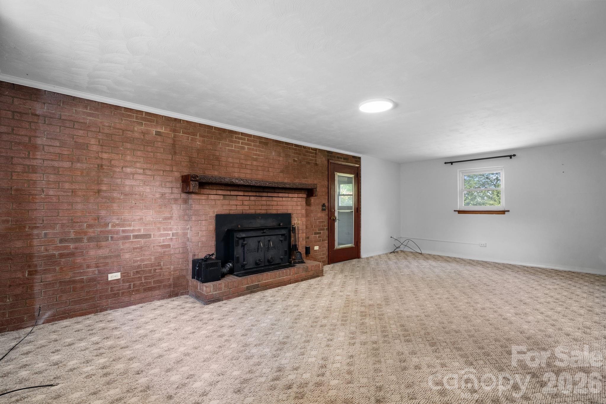 1341 26th Street Southwest Hickory, NC 28602 - Photo 4 of 37