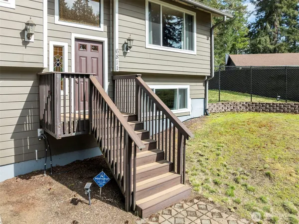 $525,000 | 6811 36th Avenue Southeast, Lacey, WA 98503
