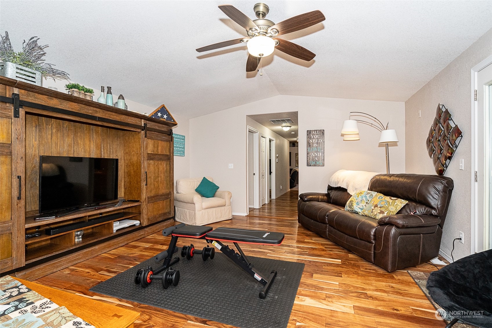 330-38 Brockway Road Chehalis, WA 98532 - Photo 13 of 40 a living room with furniture and a flat screen tv