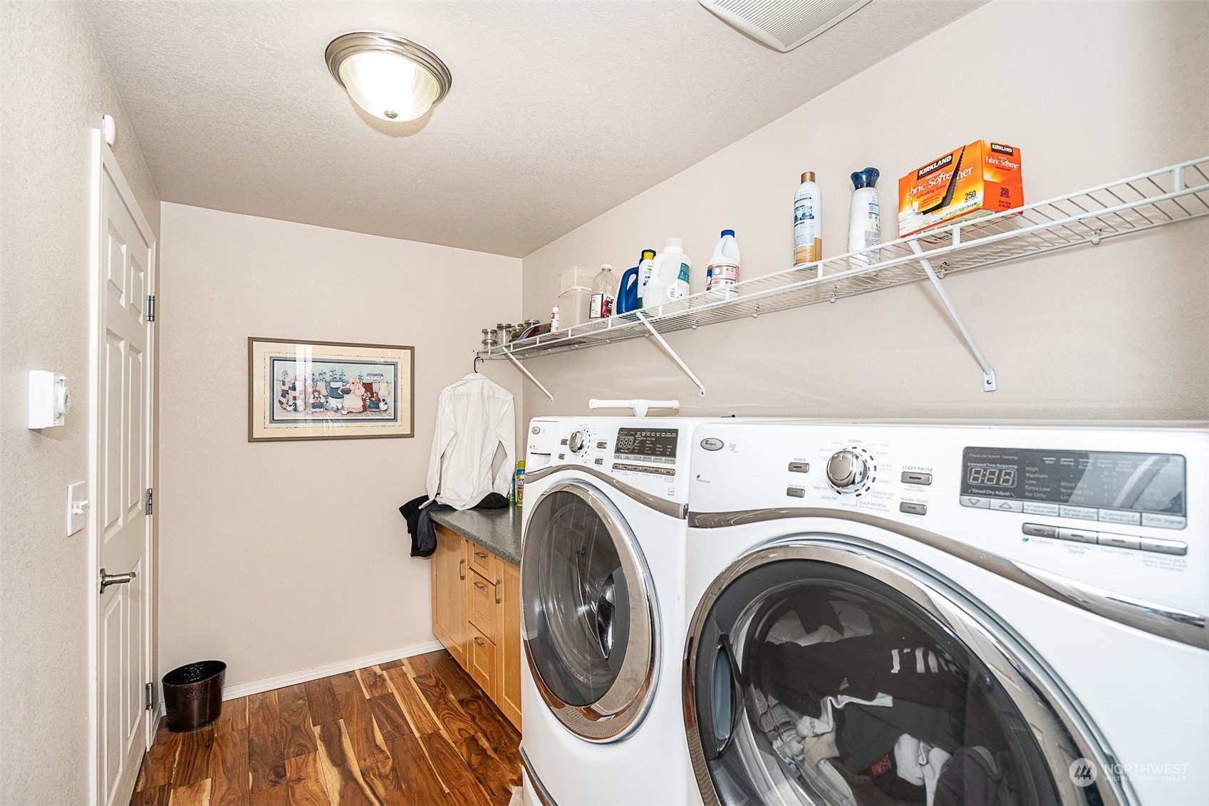 330-38 Brockway Road Chehalis, WA 98532 - Photo 26 of 40 a utility room with dryer and washer