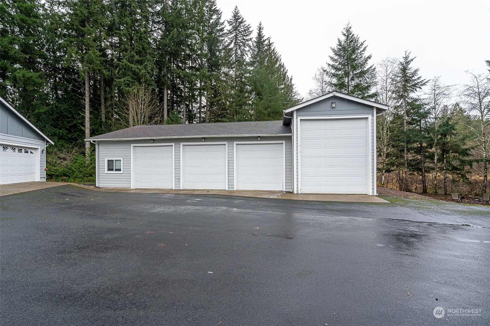 330-38 Brockway Road Chehalis, WA 98532 - Photo 3 of 40 a front view of a house with a yard and garage