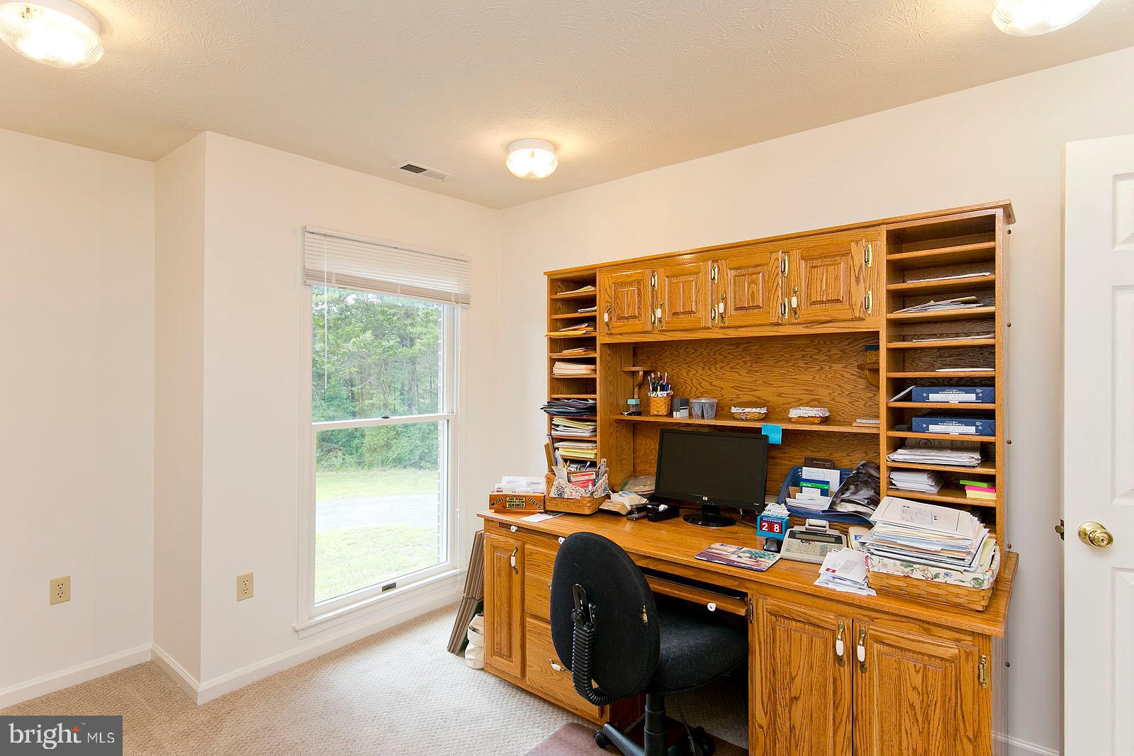 841 Guard Hill Road Middletown, VA 22645 - Photo 27 of 48 Office