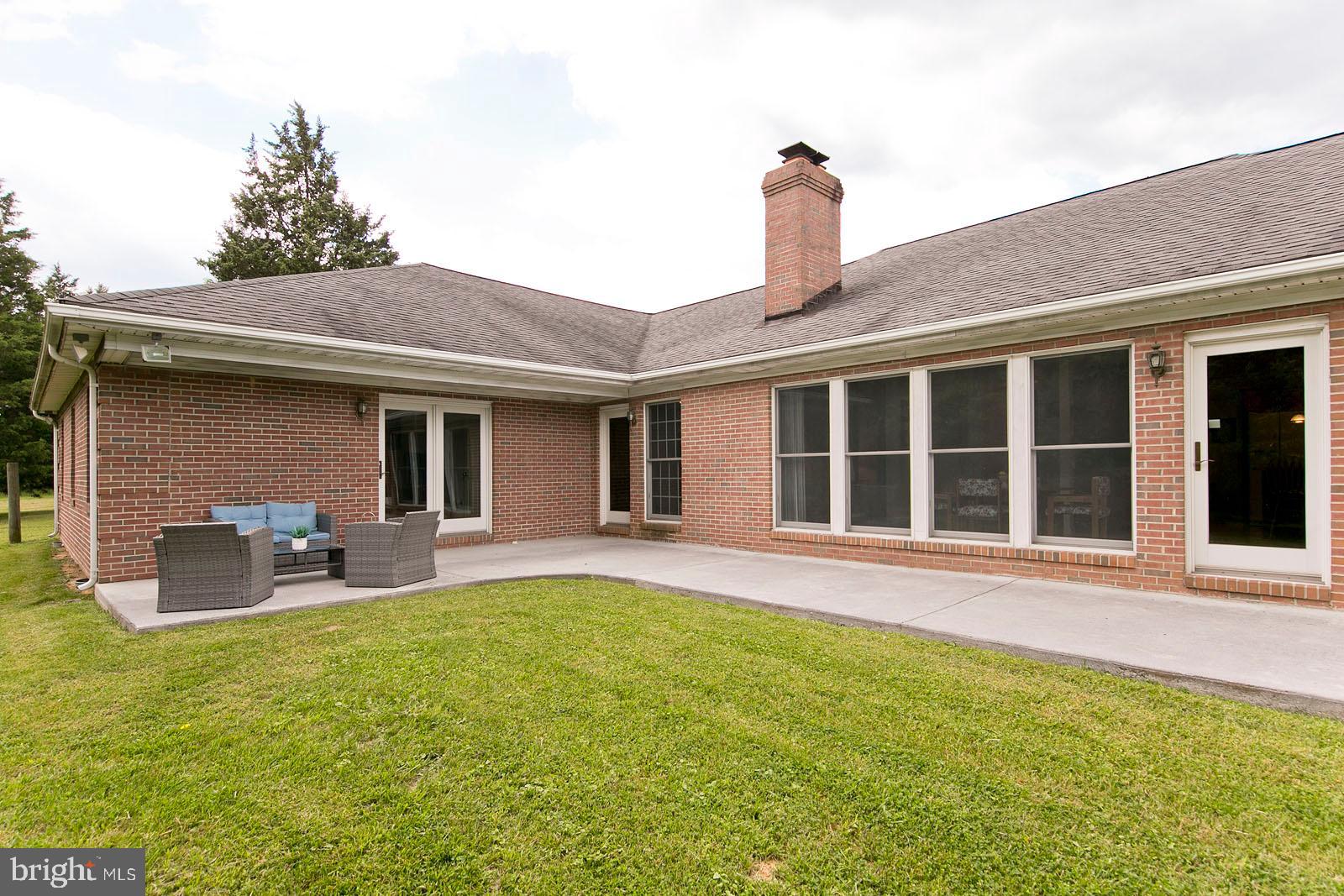 841 Guard Hill Road Middletown, VA 22645 - Photo 4 of 48 Relax on the private, rear patio