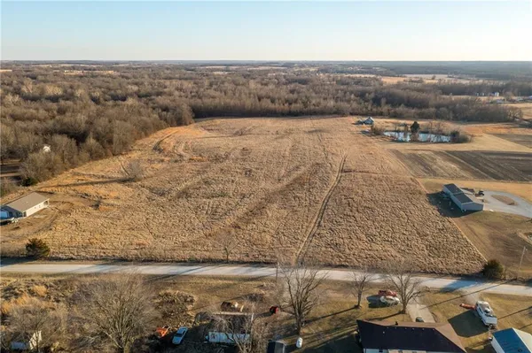 $199,985 | 0 Southwest 700th Road, Holden, MO 64040
