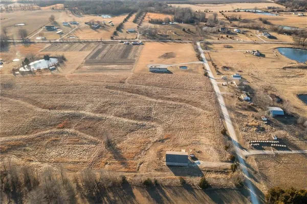 $199,985 | 0 Southwest 700th Road, Holden, MO 64040