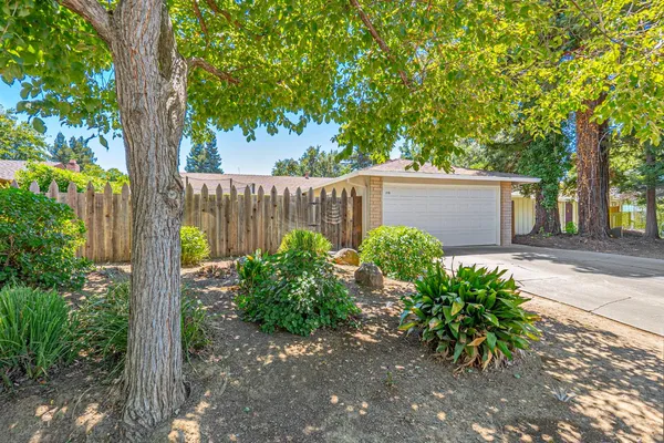 $769,900 | 2736 Eel Place, Davis, CA 95616
