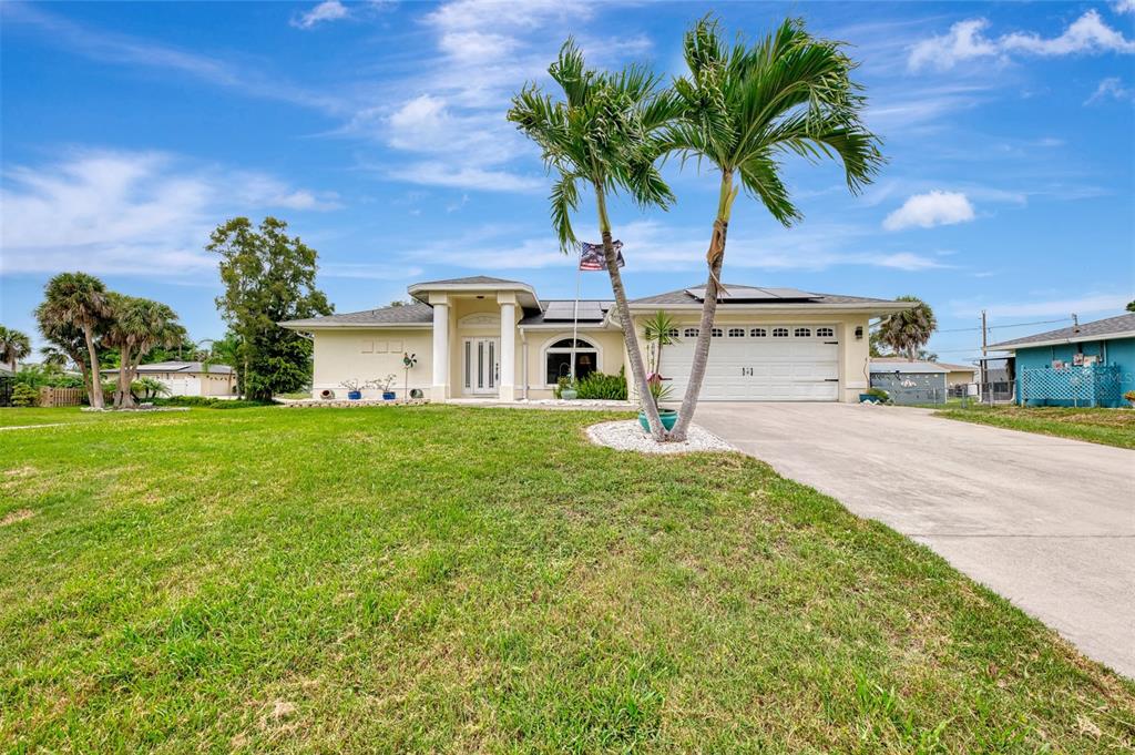 411 Nightingale Road Venice, FL 34293 - Photo 1 of 37