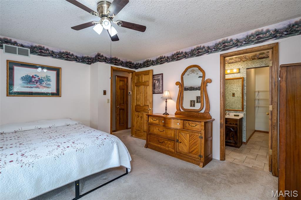 862 College Road Union, MO 63084 - Photo 19 of 46