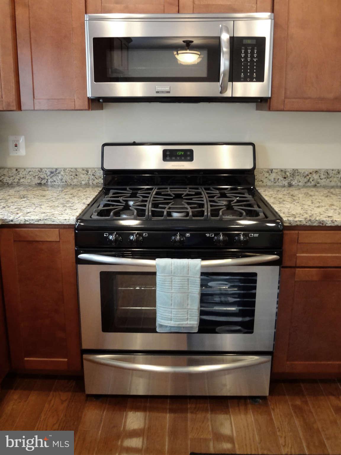 3408 Fairview Road Gwynn Oak, MD 21207 - Photo 4 of 23 Kitchen