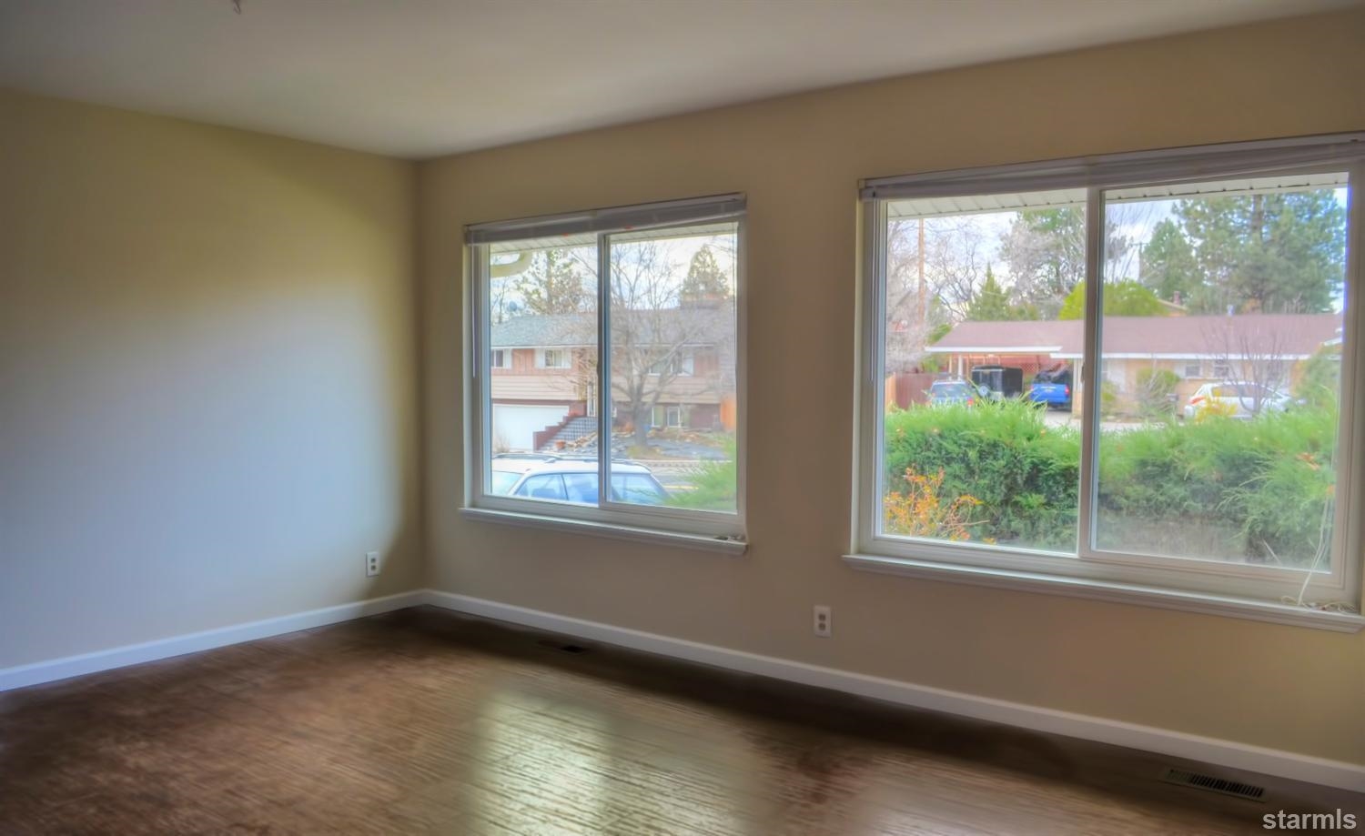 1095 Kings Row Reno, NV 89503 - Photo 3 of 23 a view of an empty room with a window