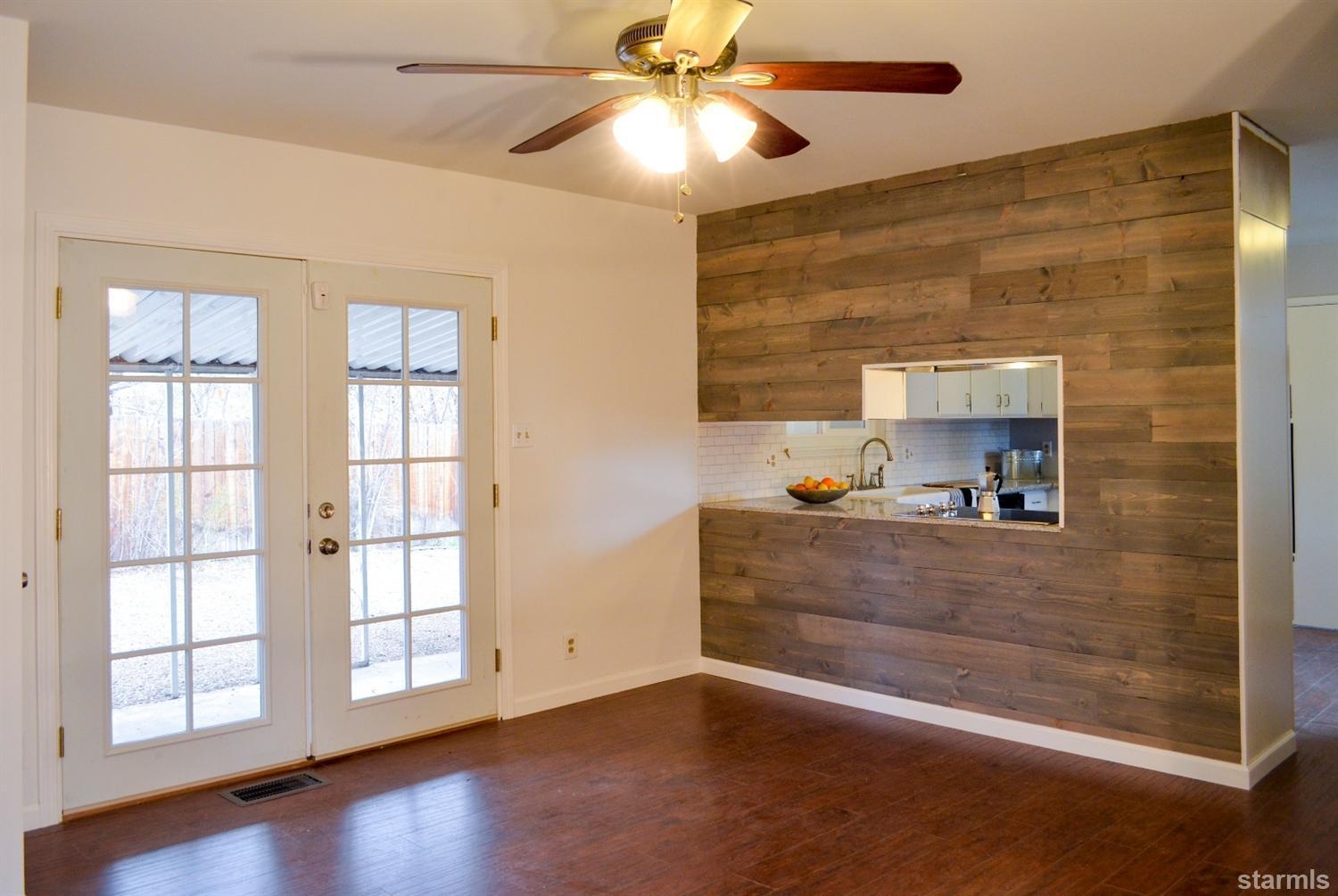 1095 Kings Row Reno, NV 89503 - Photo 5 of 23 a view of room with window and ceiling fan