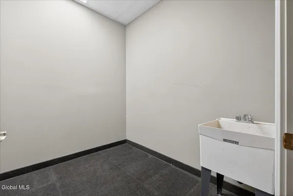 $6,000 | 2603 Guilderland Avenue, Rotterdam, NY 12306