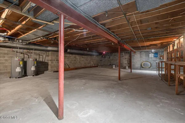 $6,000 | 2603 Guilderland Avenue, Rotterdam, NY 12306