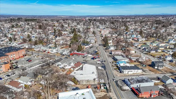 $6,000 | 2603 Guilderland Avenue, Rotterdam, NY 12306