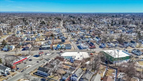 $6,000 | 2603 Guilderland Avenue, Rotterdam, NY 12306