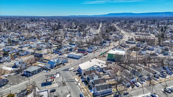 $6,000 | 2603 Guilderland Avenue, Rotterdam, NY 12306