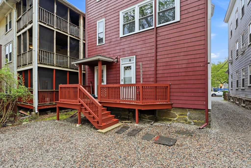 166 Chestnut Street, Unit 1 Brookline, MA 02445 - Photo 29 of 33