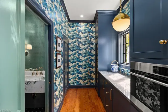 $1,050,000 | 1116 Ferndale Boulevard, High Point, NC 27262