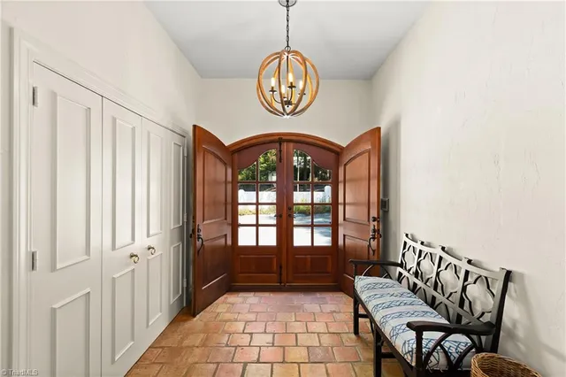 $1,050,000 | 1116 Ferndale Boulevard, High Point, NC 27262