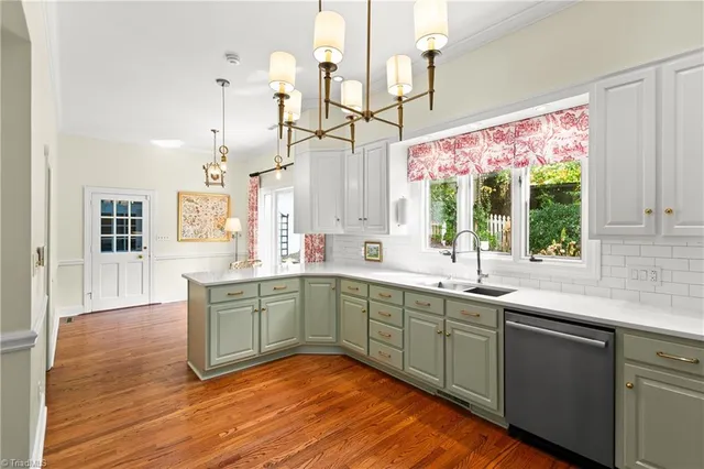 $1,050,000 | 1116 Ferndale Boulevard, High Point, NC 27262