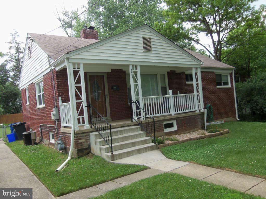 1603 Parham Road Silver Spring, MD 20903 - Photo 1 of 15 Exterior (Front)