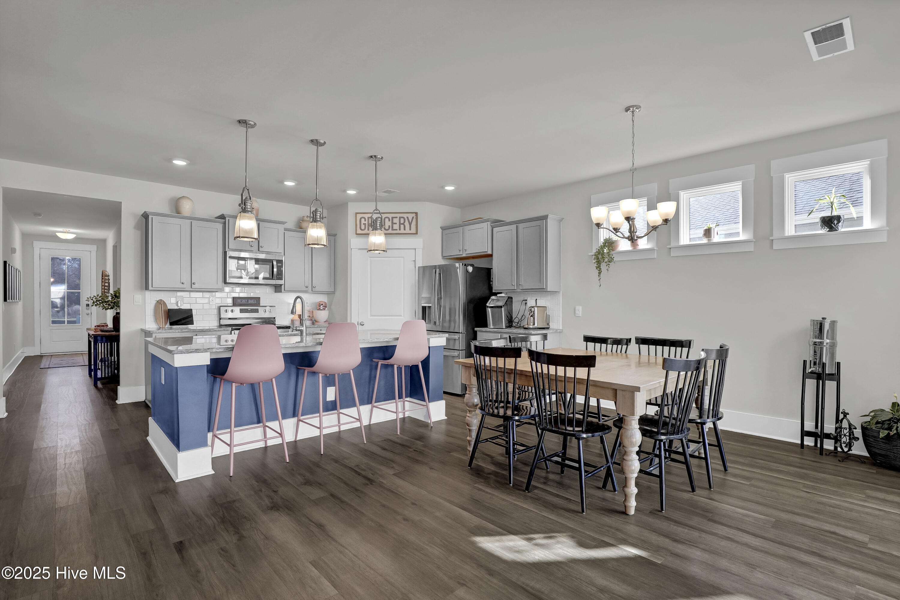 511 Edgewater Way Surf City, NC 28445 - Photo 15 of 61 Dining, Kitchen