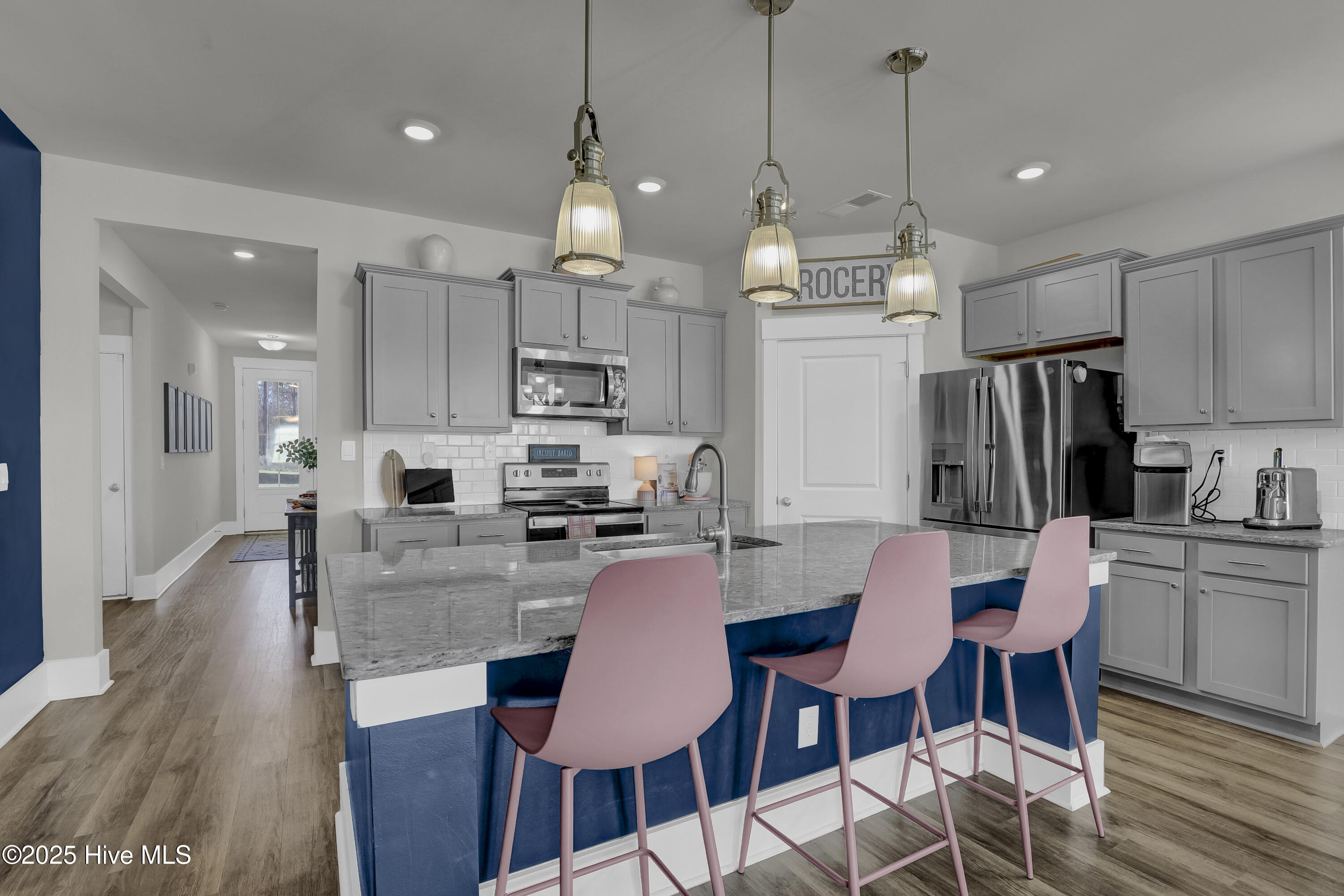 511 Edgewater Way Surf City, NC 28445 - Photo 9 of 61 Kitchen