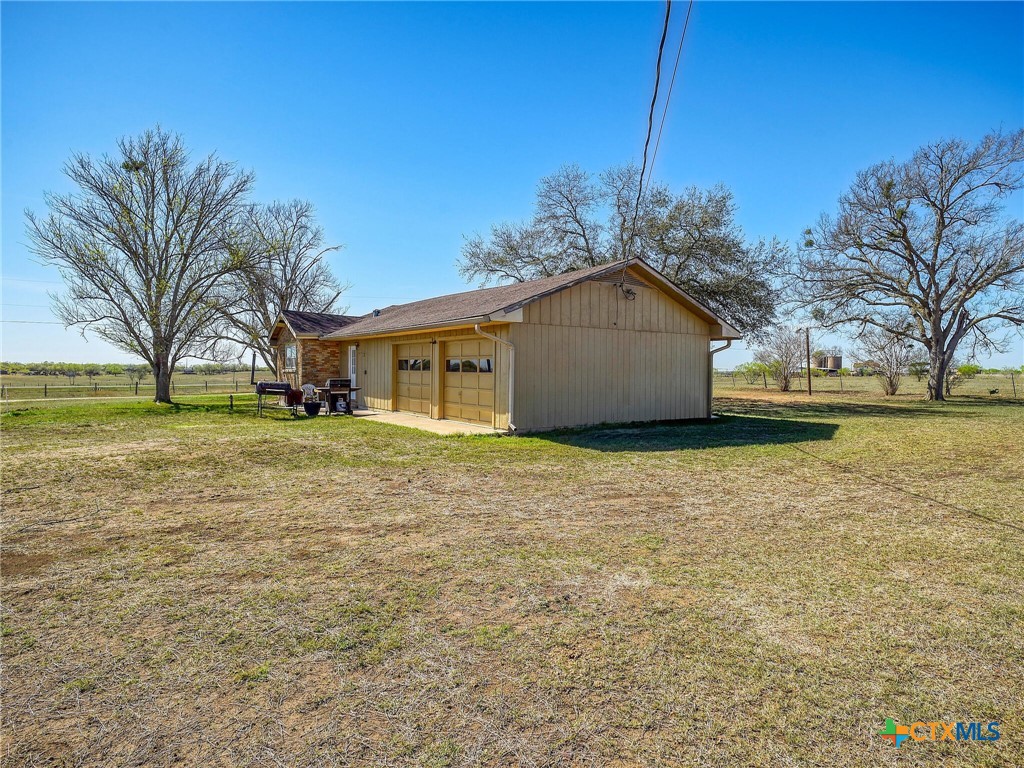 6598 Highway 97 Cost, TX 78614 - Photo 36 of 40