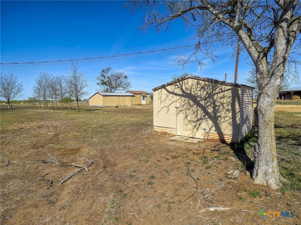 6598 Highway 97 Cost, TX 78614 - Photo 38 of 40