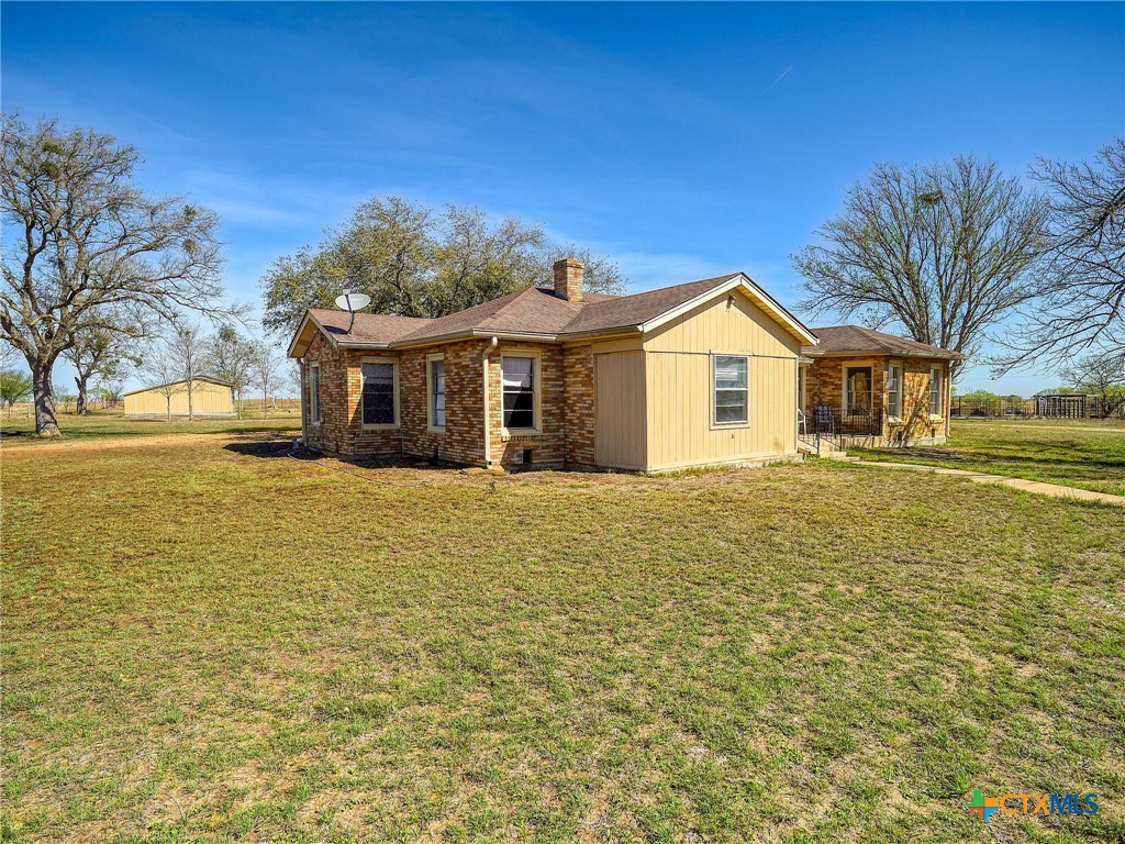 6598 Highway 97 Cost, TX 78614 - Photo 4 of 40