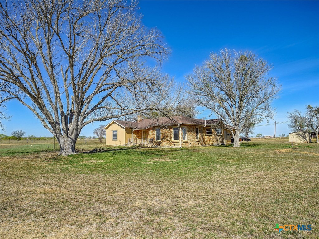 6598 Highway 97 Cost, TX 78614 - Photo 5 of 40
