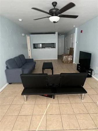 $2,000 | 4000 Southwest 23rd Street, Unit 1106, Gainesville, FL 32608
