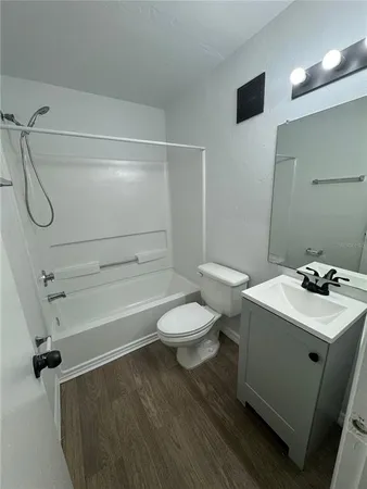 $2,000 | 4000 Southwest 23rd Street, Unit 1106, Gainesville, FL 32608