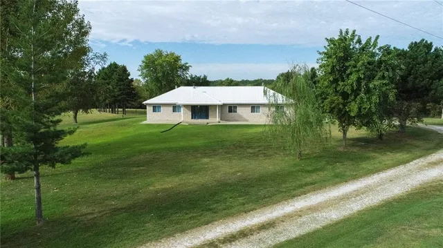 $1,699,900 | 5515 Northwest 451, Osceola, MO 64776