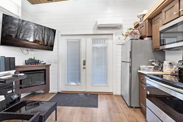 $4,500,000 | 3740 Us 90 Street East, Liberty, TX 77575