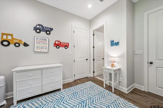 $759,900 | 15373 Lakeside Drive, Tyler, TX 75707