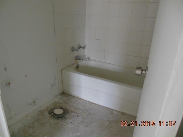 904 West 3rd Street Riviera Beach, FL 33404 - Photo 4 of 5 DSCN7279
