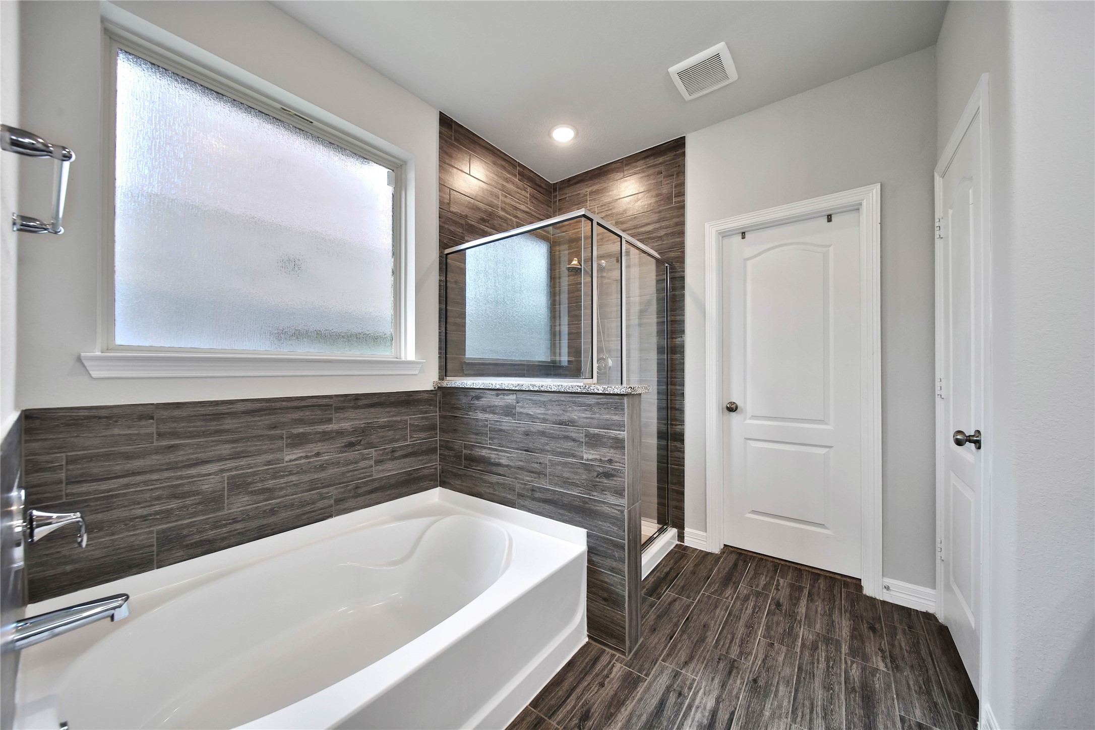 331 Silver Carp Trail Conroe, TX 77318 - Photo 23 of 49